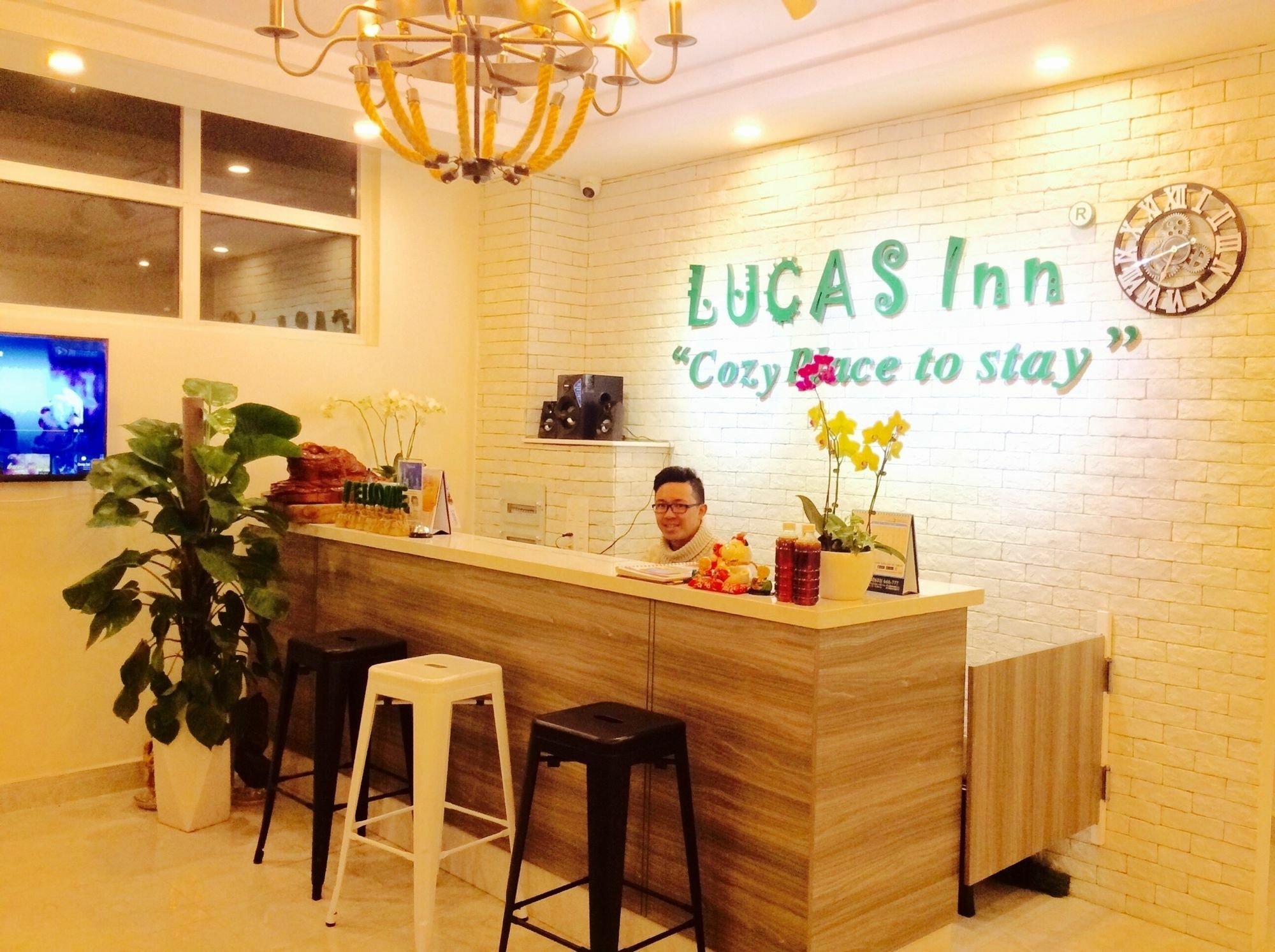 Lucas Inn Далат Екстер'єр фото
